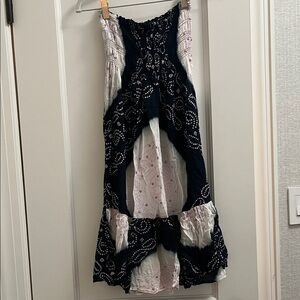 Dress/skirt/cover up made by cool change